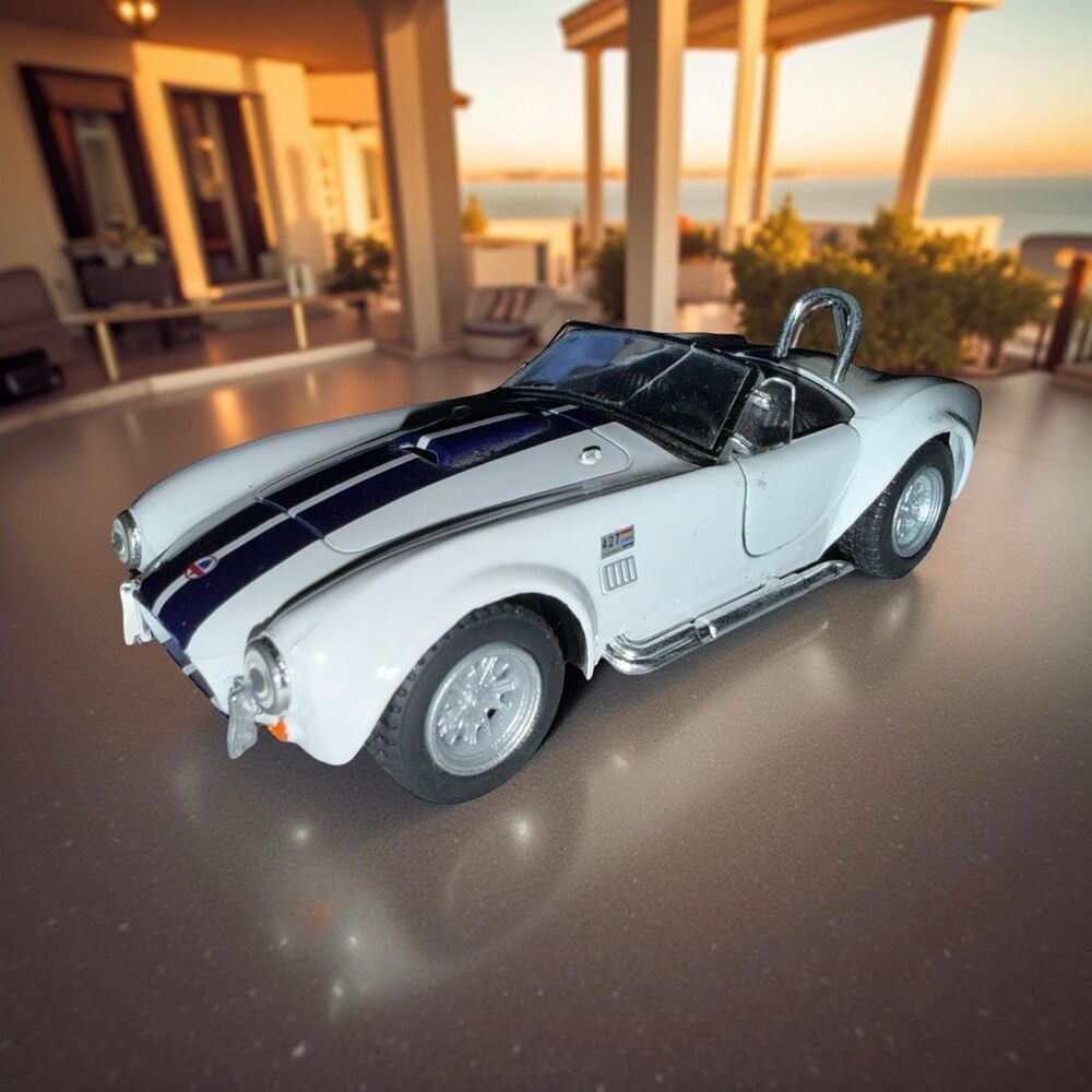 Kinsmart 1965 Shelby Cobra 427 Friction Die Cast Car 1:32 Scale